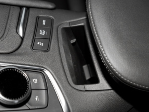 20222.0T (q)L(fng) g