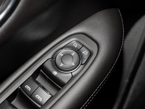 20222.0T (q)L(fng) п؅^(q)