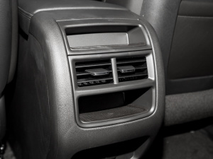 20222.0T (q)L(fng) п؅^(q)