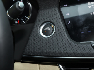 202228T 120 п؅^(q)