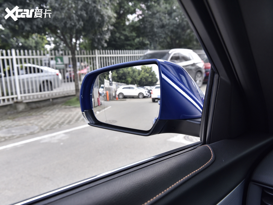 2022��P������CT4 28T ���A��