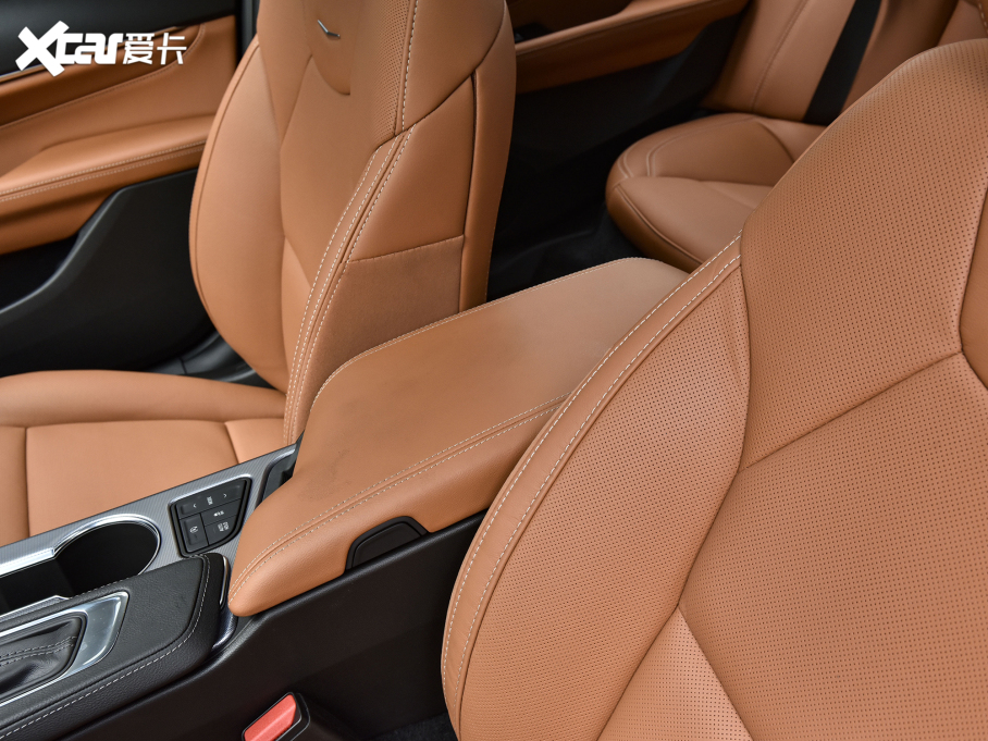 2022��P������CT4 28T ���A��