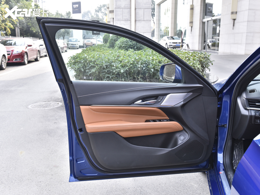 2022��P������CT4 28T ���A��