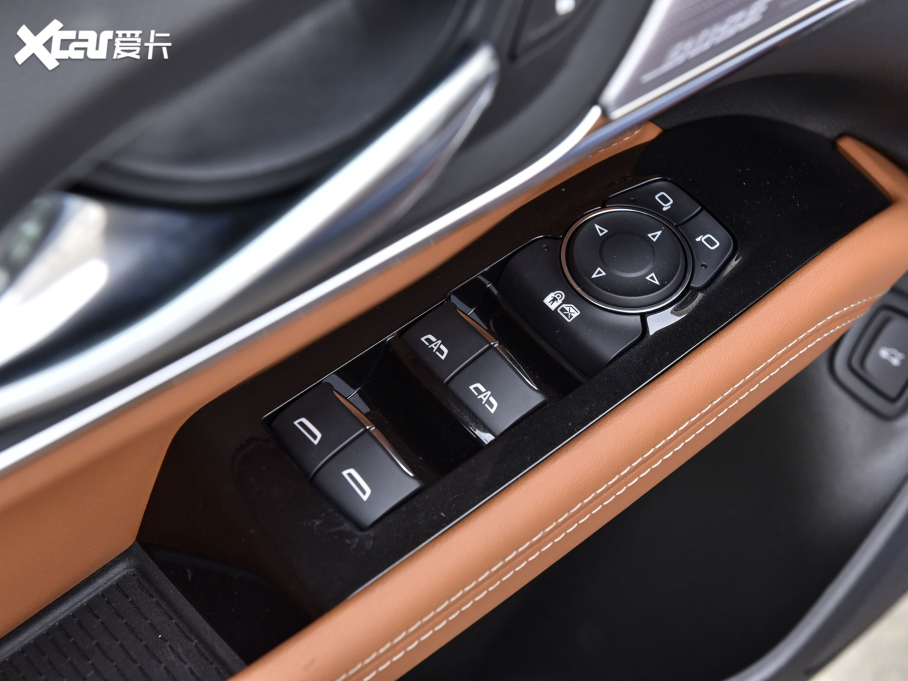 2022��P������CT4 28T ���A��