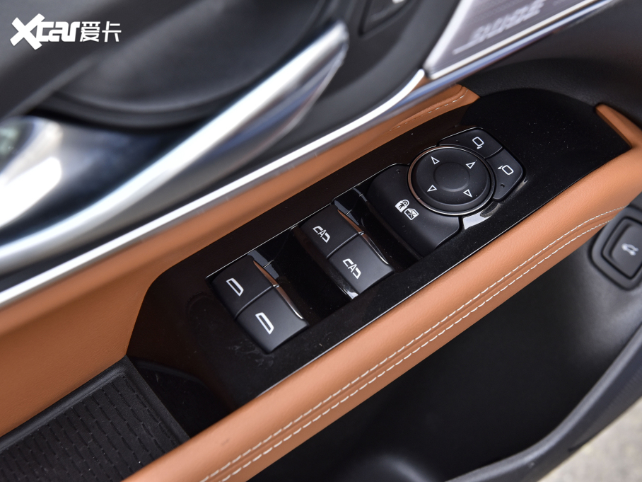 2022��P������CT4 28T ���A��