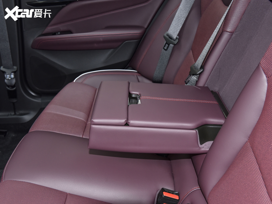 2022��P������CT4 28T ���F��