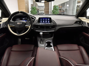 2022款28T 原神联名限量版 内饰全景