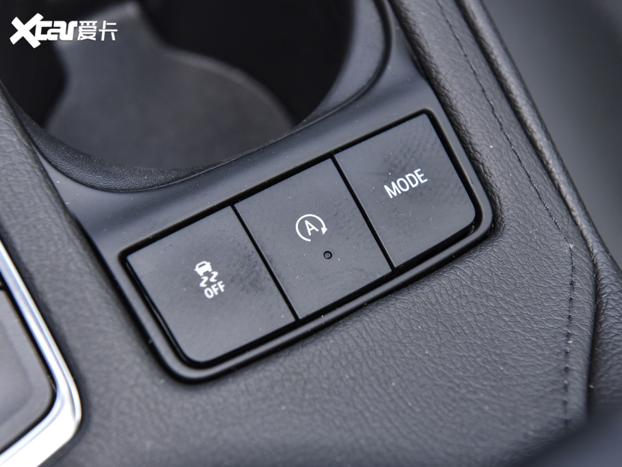 2022PXT4 28T (q)L(fng)