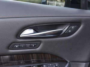 202228T (q)F п؅^(q)