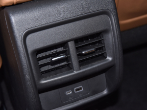 202228T (q)F п؅^(q)