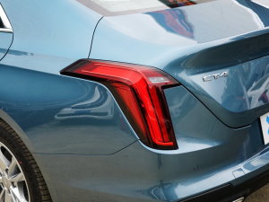 2023款25T 风尚型 尾灯