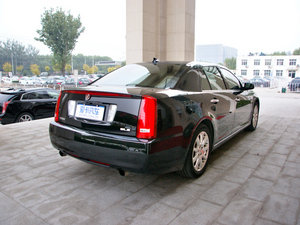 2010款3.0L 豪华版 左后45度