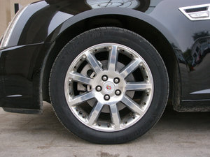 2010款3.0L 豪华版 轮圈