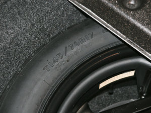 2010款3.0L 豪华版 空间座椅