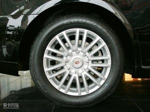 2010款3.0L 精英版 轮圈