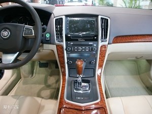 2010款3.0L 精英版 中控台