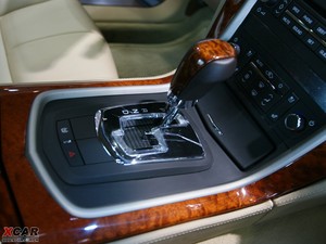 2010款3.6L 运动版 中控区
