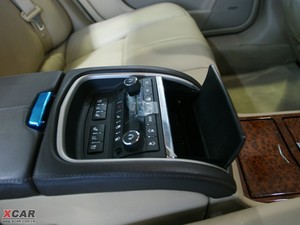 2010款3.6L 运动版 空间座椅