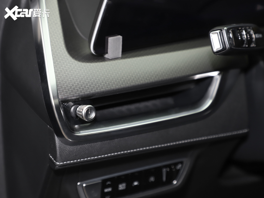 2025��P������XT5 2.0T ���A�� 