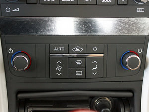 2011款2.0T 精英版 空调调节