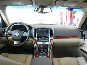 2011款2.0T 精英版 内饰全景