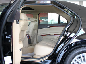 2011款2.0T 精英版 后排空间