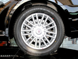 2011款2.0T 精英版 轮圈