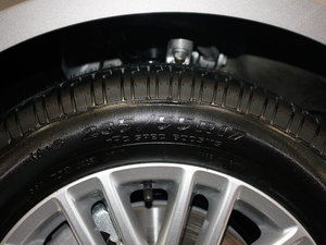 2011款2.0T 精英版 轮胎尺寸
