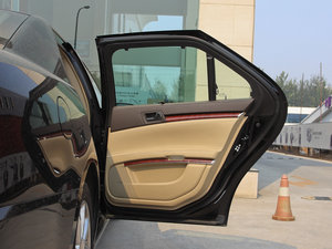 2011款2.0T 豪华版 左后车门