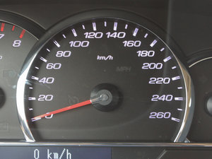 2011款2.0T 豪华版 仪表