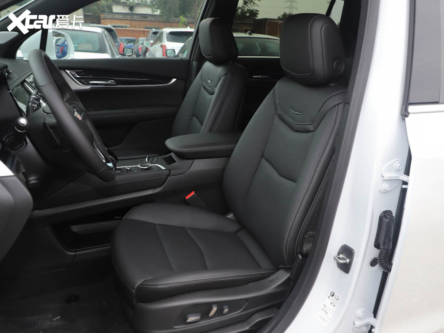 2025��P������XT6 2.0T ���������A���������