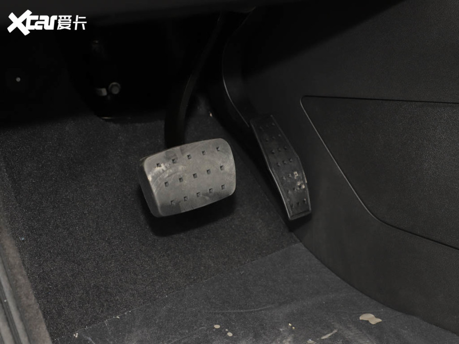 2025��P������XT6 2.0T ���������A���������