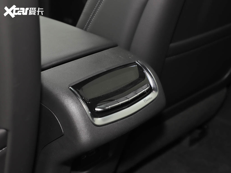 2025��P������XT6 2.0T ���������A���������