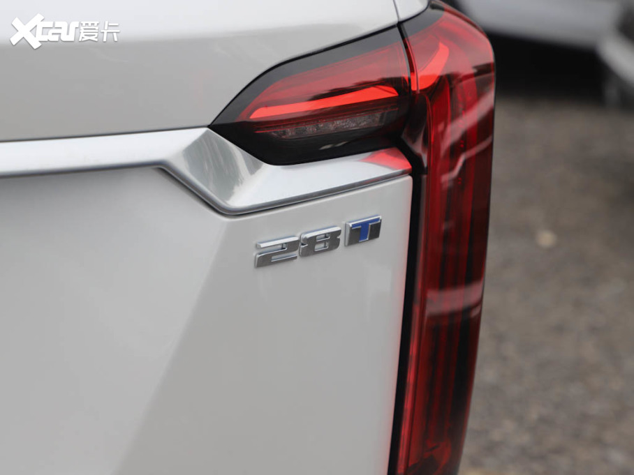 2025��P������XT6 2.0T ���������A���������