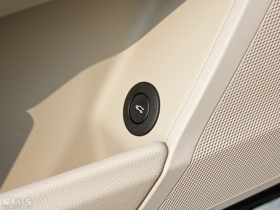 2013��P������XTS 28T ��Ӣ��