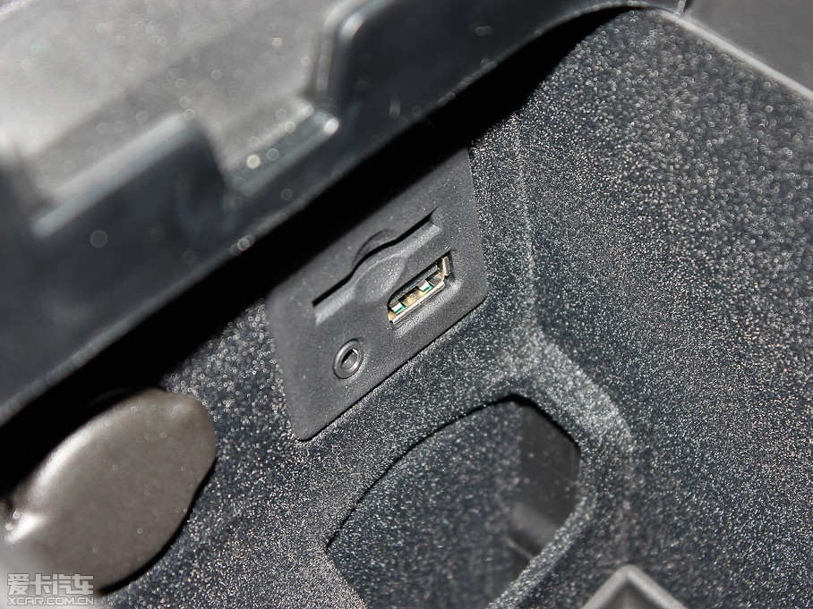 2013��P������XTS 28T ��Ӣ��