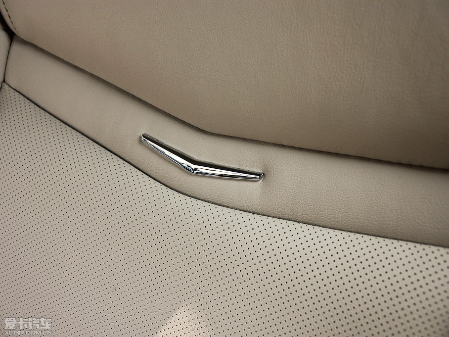 2013��P������XTS 28T ��Ӣ��