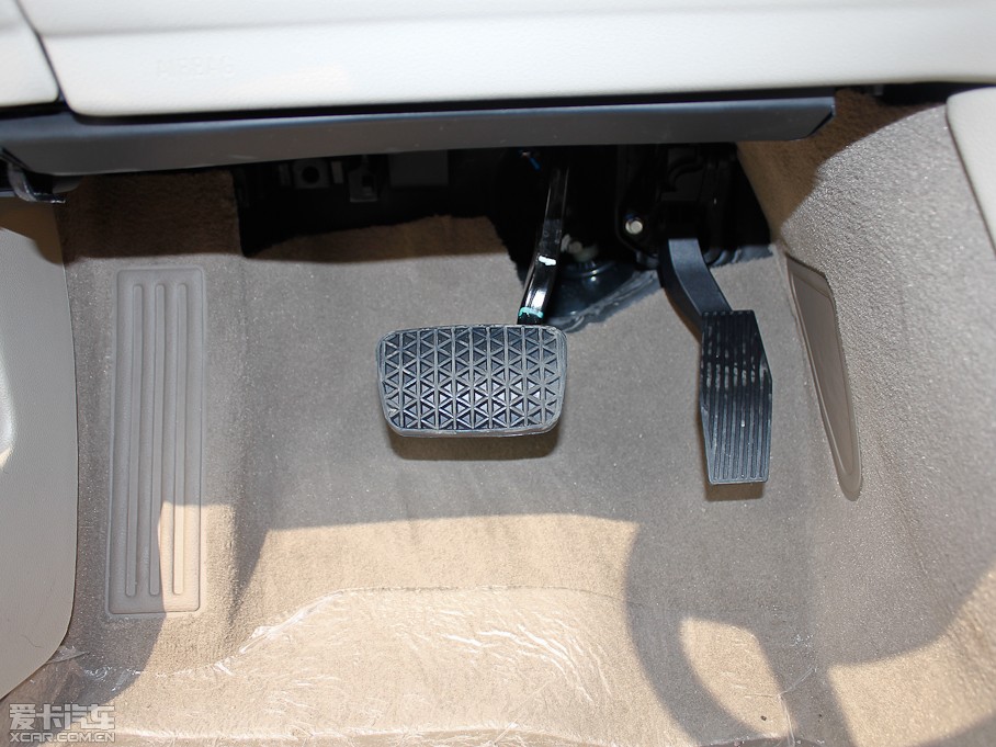 2013��P������XTS 28T ��Ӣ��