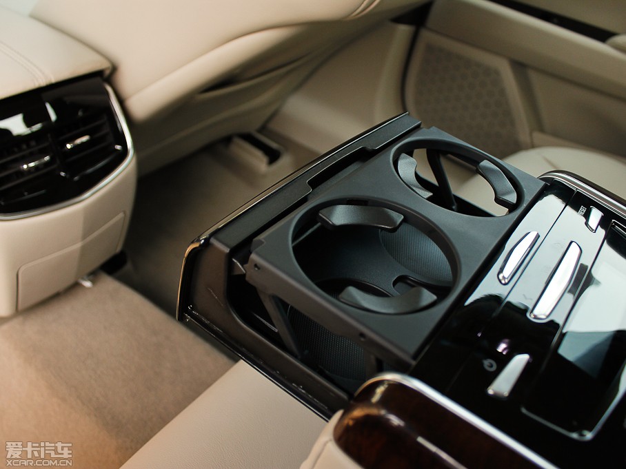 2013��P������XTS 28T ��Ӣ��