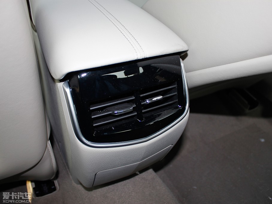 2013��P������XTS 28T ��Ӣ��