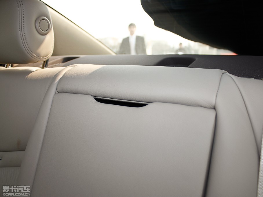 2013��P������XTS 28T ��Ӣ��