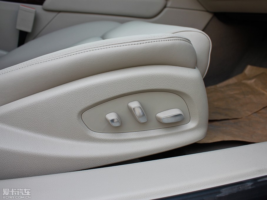 2013��P������XTS 28T ��Ӣ��