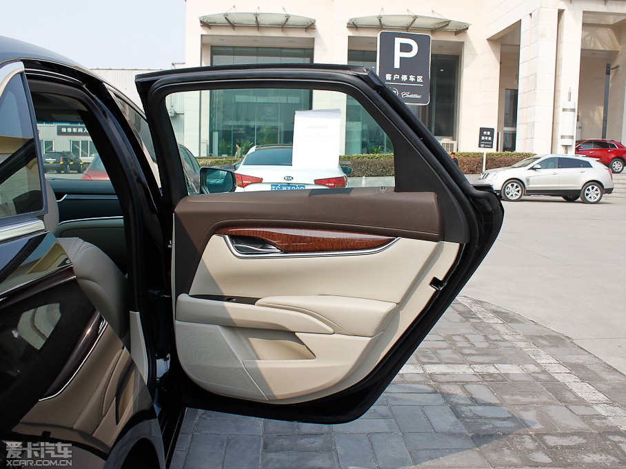 2013��P������XTS 28T ��Ӣ��