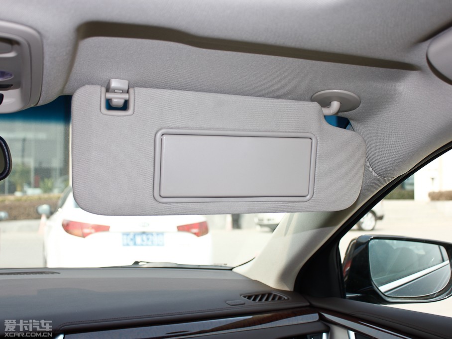 2013��P������XTS 28T ��Ӣ��