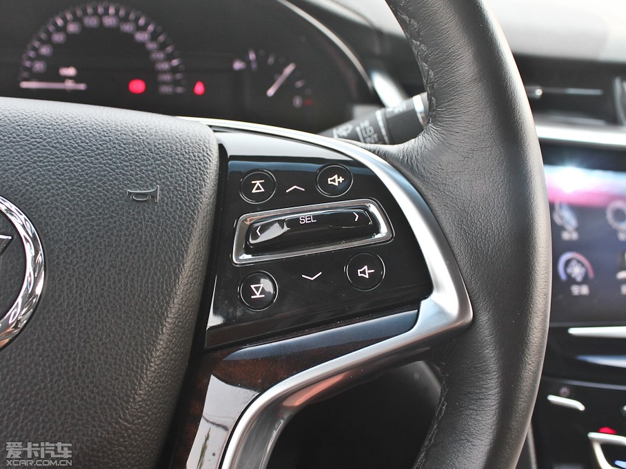 2013��P������XTS 28T ���A��