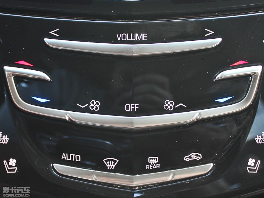 2013��P������XTS 28T ���A��