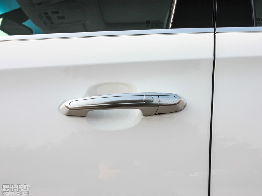 2013��P������XTS 28T ���m��