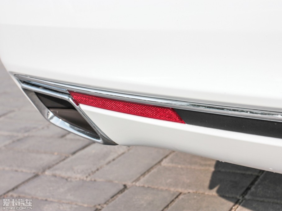 2013��P������XTS 28T ���m��