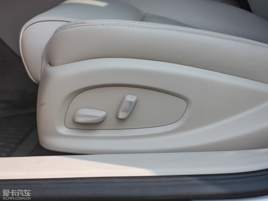 2013��P������XTS 28T ���m��