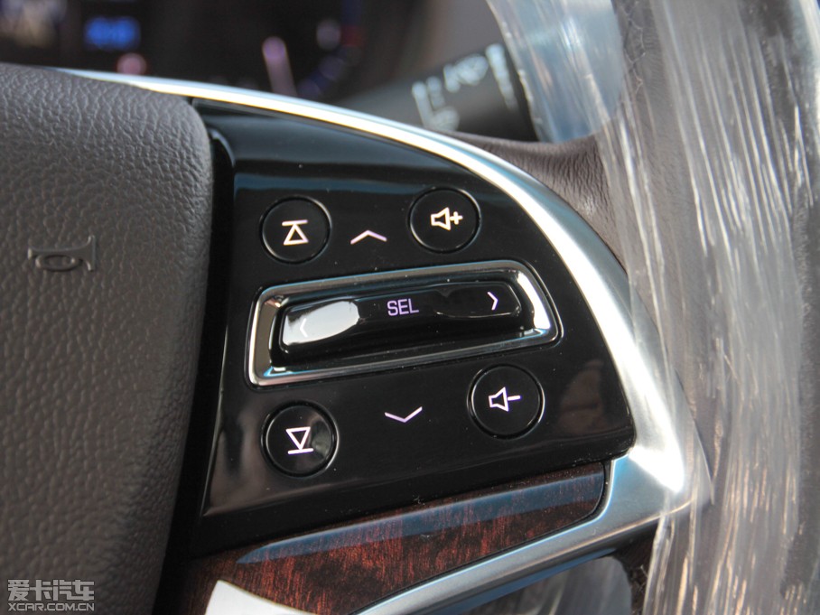 2013��P������XTS 28T ���m��